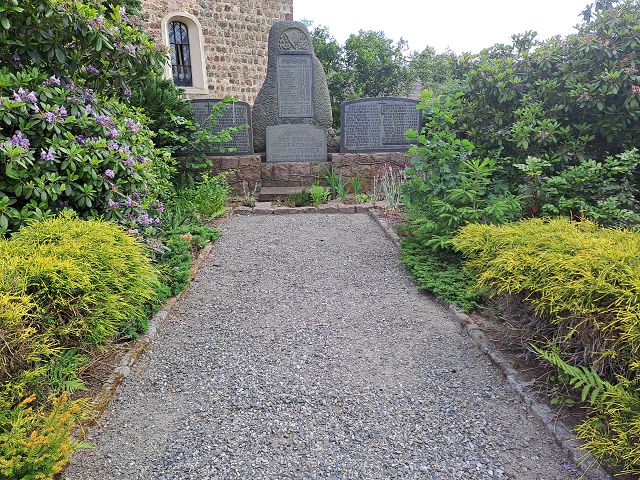 k Kreigerdenkmal