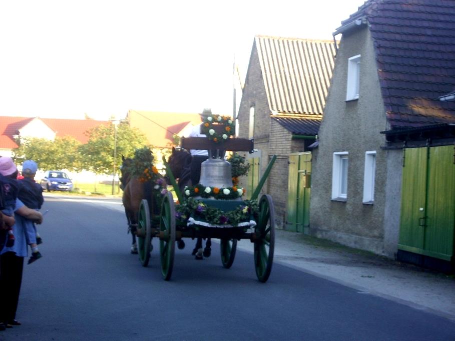 Transport der Kirchenglocke